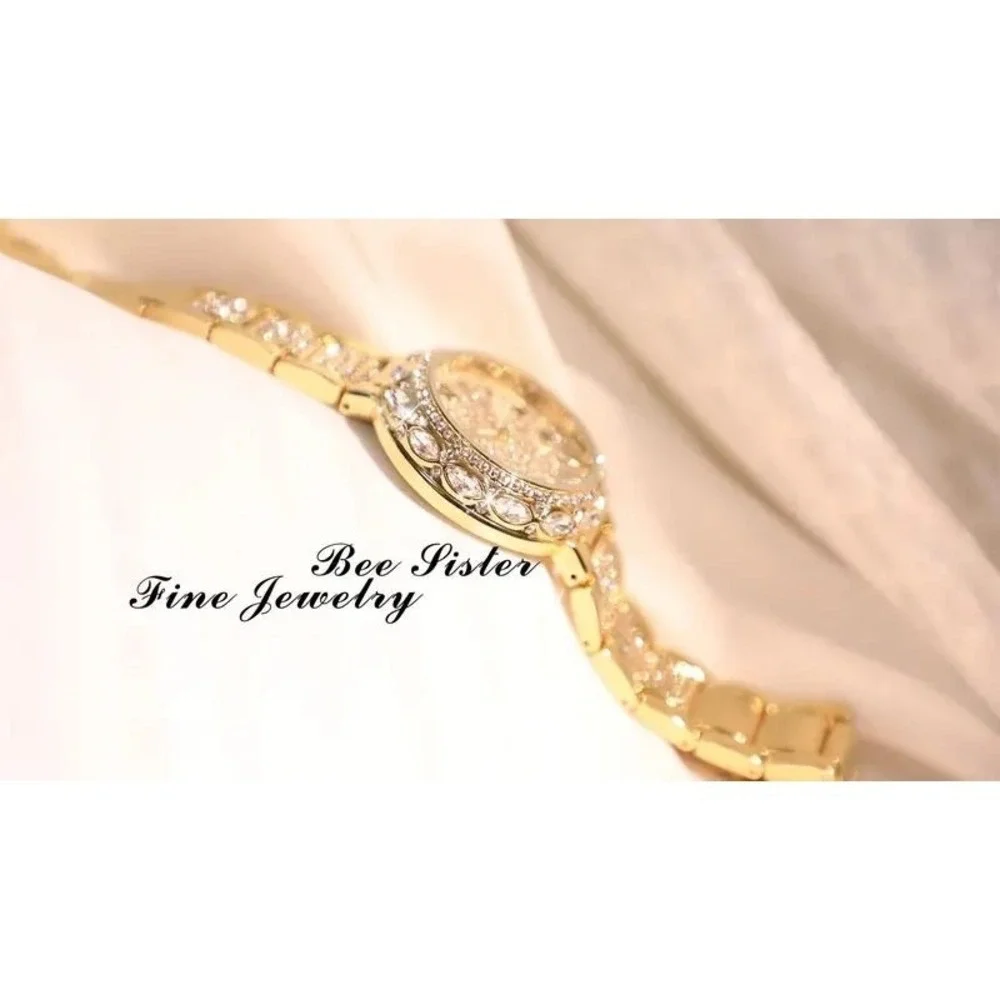 Watch Women Gold‎ Radiant Quartz Bracelet Wristwatch with Rhinestones